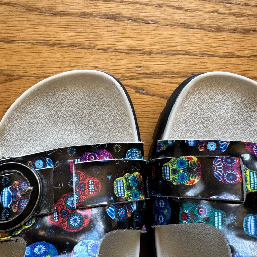 Algeria Slide Sandals with Skull design - Size 40 - Picture 5 of 6